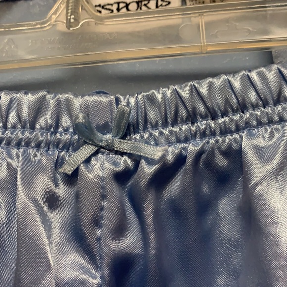 Sleepware - Picture 7 of 7